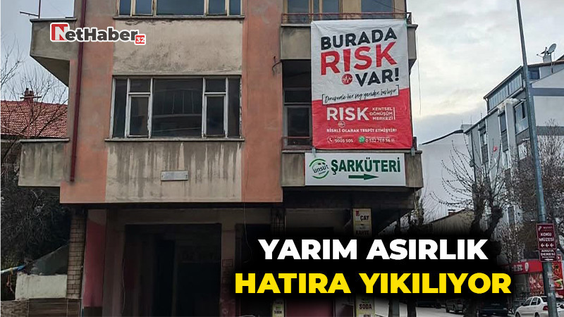 Yarım Asırlık Hatıra Yıkılıyor: Yayla Kıraathanesi Tarihe Karışıyor